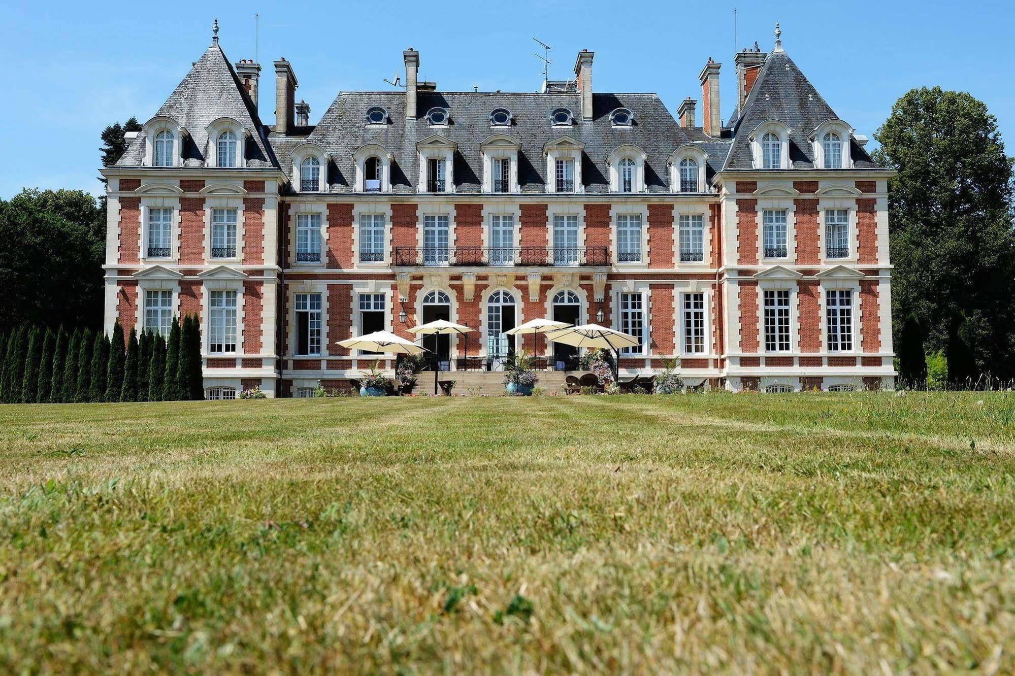 Wyndham Halcyon Resort La Souterraine Noth Exterior photo