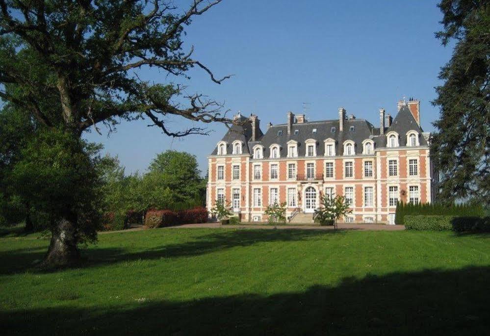 Wyndham Halcyon Resort La Souterraine Noth Exterior photo